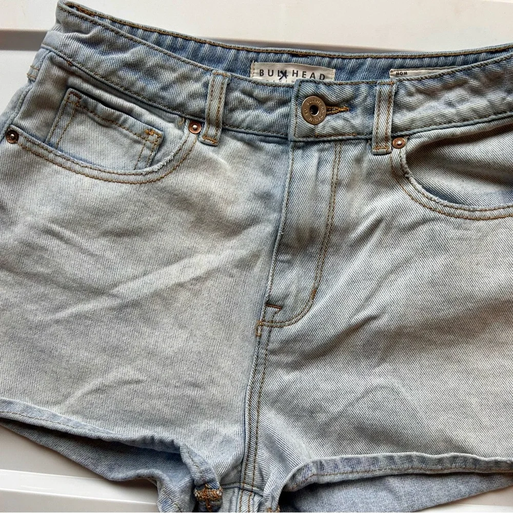 Bullhead Light Blue Denim Mom Shorts - Picture 1 of 4
